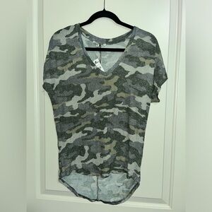 Express Green Camo V-Neck Women's Tee